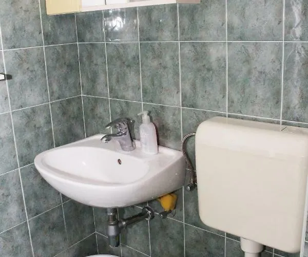 Konukevi Tonka Primošten